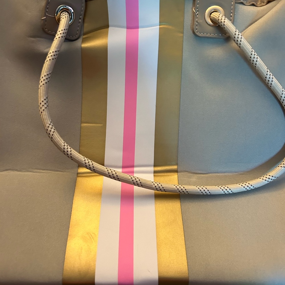 Shiraleah Neoprene Vesper Tote - Picture 6 of 14